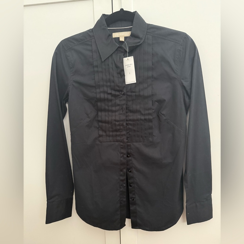 NWT Banana Republic Black Tuxedo Button Down Top - Size 2